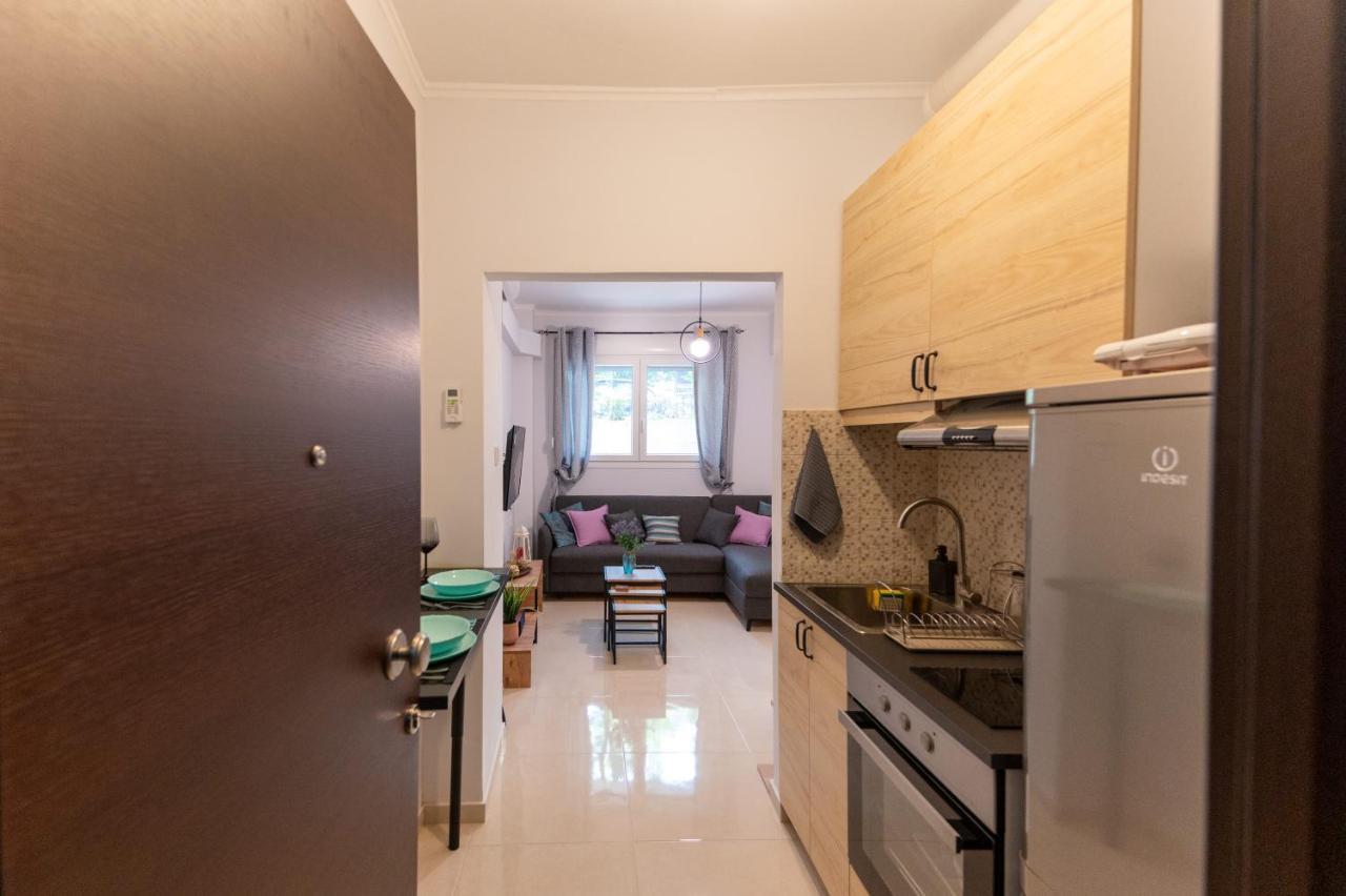 Kristi Central Home יואנינה מראה חיצוני תמונה