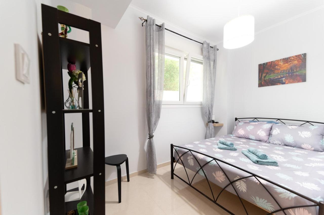 Kristi Central Home יואנינה מראה חיצוני תמונה