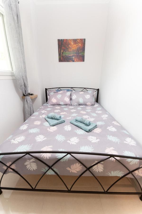 Kristi Central Home יואנינה מראה חיצוני תמונה